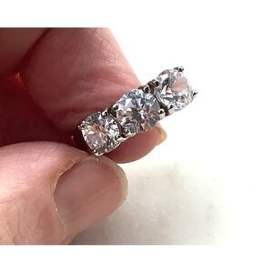 Three Stone Round Cut Simulated Diamond Wedding Ring Size 8